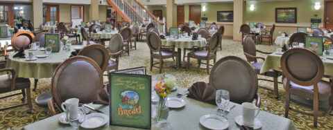 Enjoy homestyle food with made-from-scratch recipes in our dining room at Bickford of Bloomington
