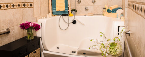 Our whirlpool bathtub creates a spa-like environment tailored to enhance your relaxation and enjoyment at Bickford of Sioux City