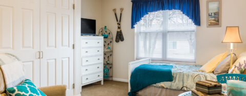 Enjoy senior friendly amenities, personal climate control and security in an apartment at Bickford of Sioux City