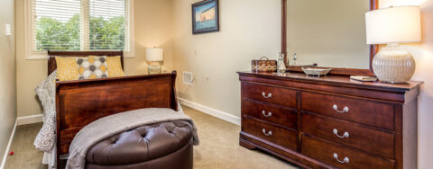 Personalize and decorate to your unique tastes an apartment at Bickford of West Lansing